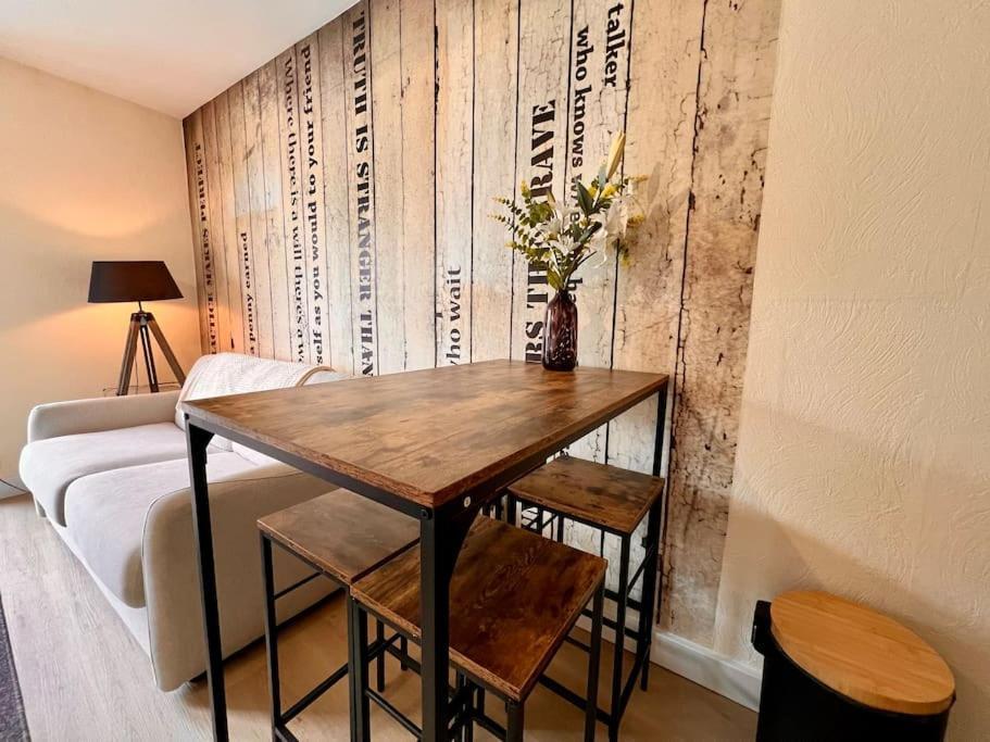 בסאנקון Appartement Climatise 4Prsn Au Pied De La Citadelle מראה חיצוני תמונה